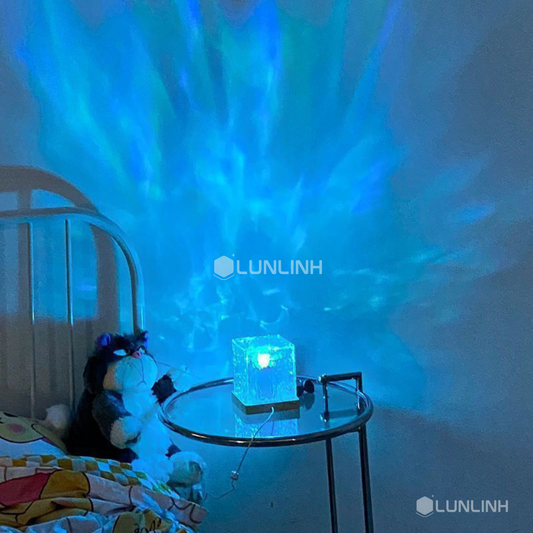 Aurora Tesseract Lamp